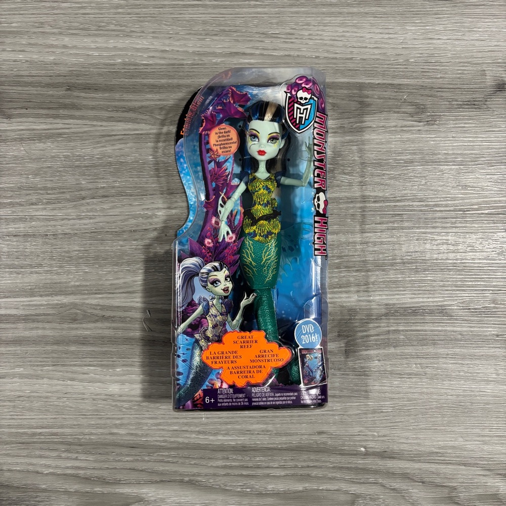 monster high green teal black mermaid doll